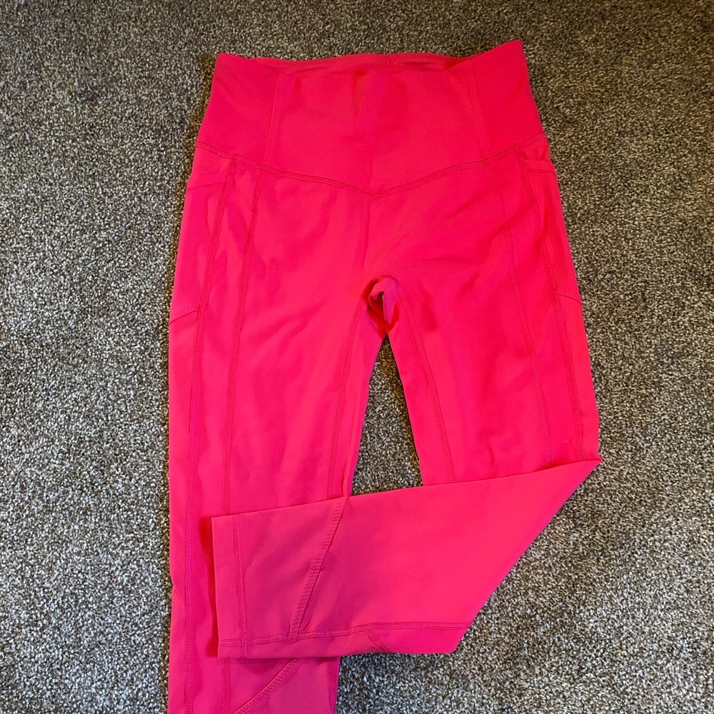Lululemon ARTP Coral Crops 8